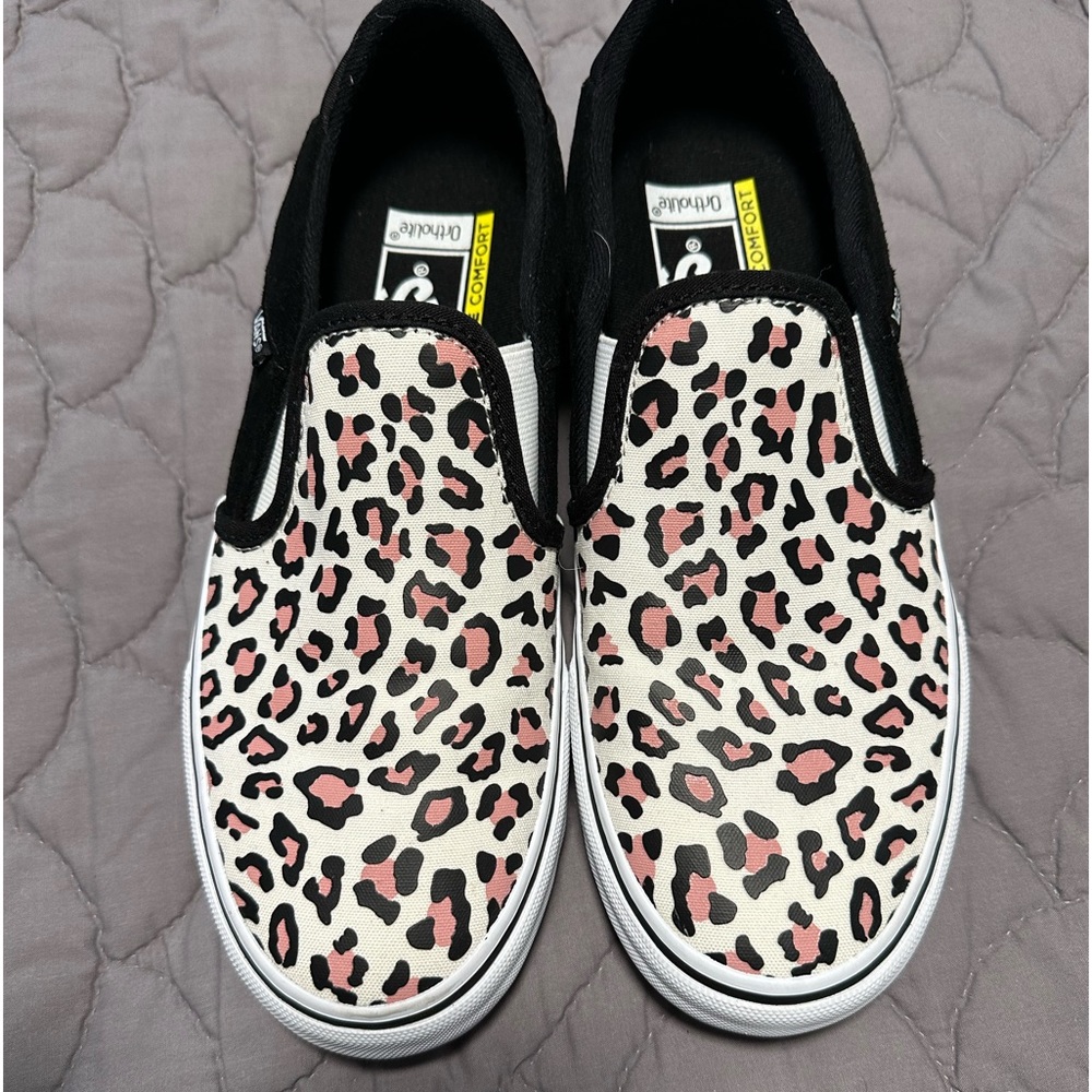 Size 9 vans canvas leopard ortholight slip ons